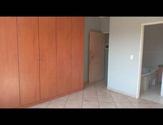 2 BEDROOM APARTMENT FOR SALE IN SONNEVELD
